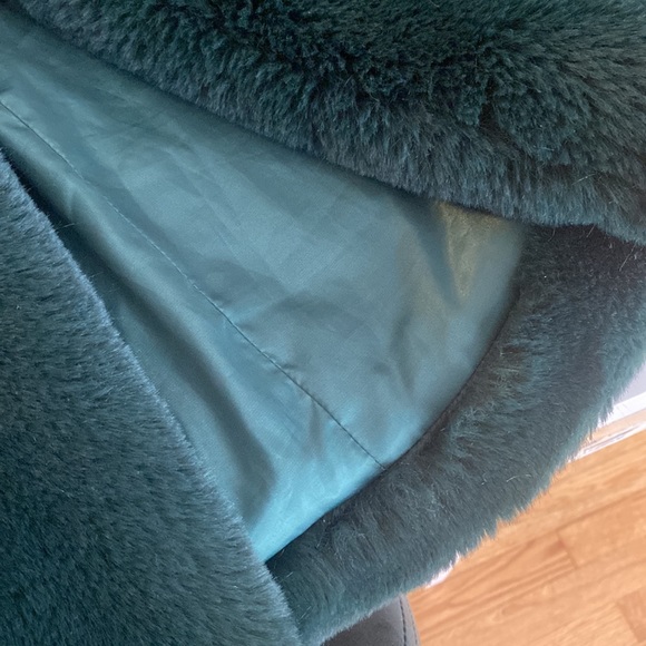 APPARIS - julie coat - faux fur - emerald green - Picture 10 of 12
